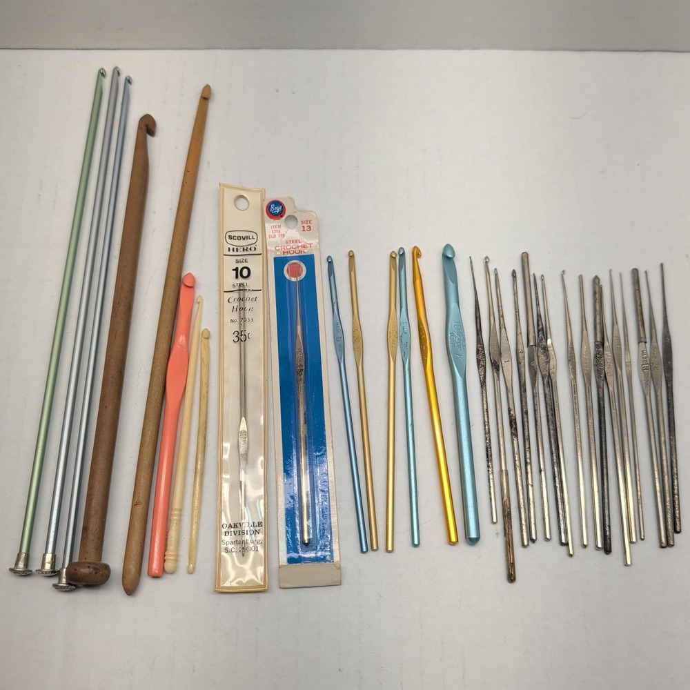 Vintage Crochet Hook Mixed Lot of 32 Steel Aluminum Wood